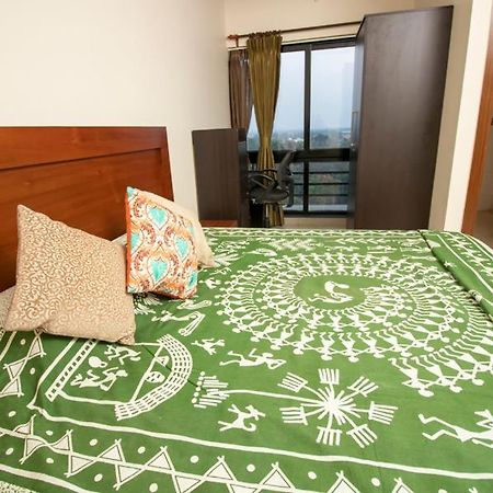Brook View Repose Hotel Kolkata Exterior photo